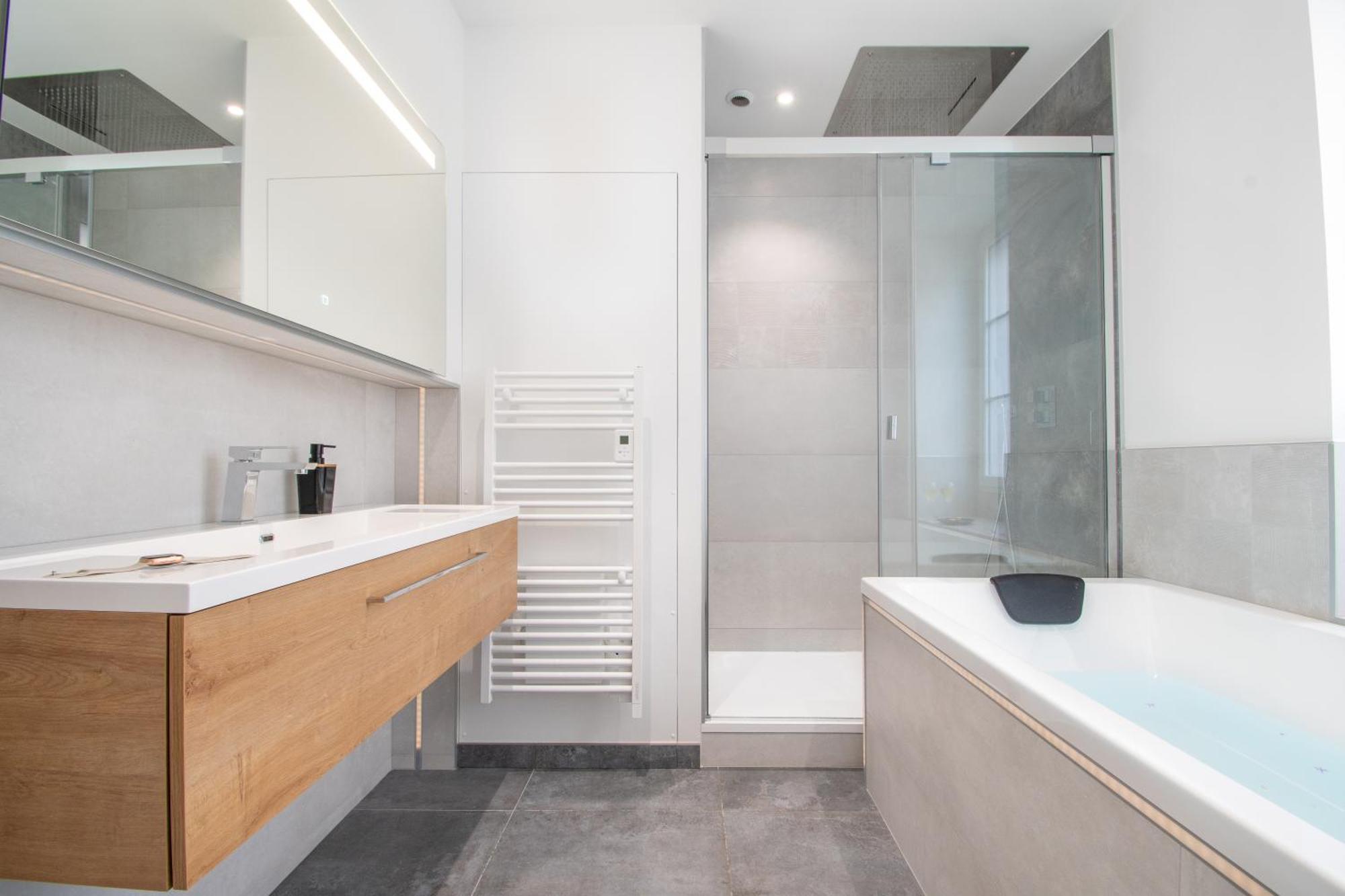 נאנט L'Appartement Des Ducs Avec Baignoire Double מראה חיצוני תמונה
